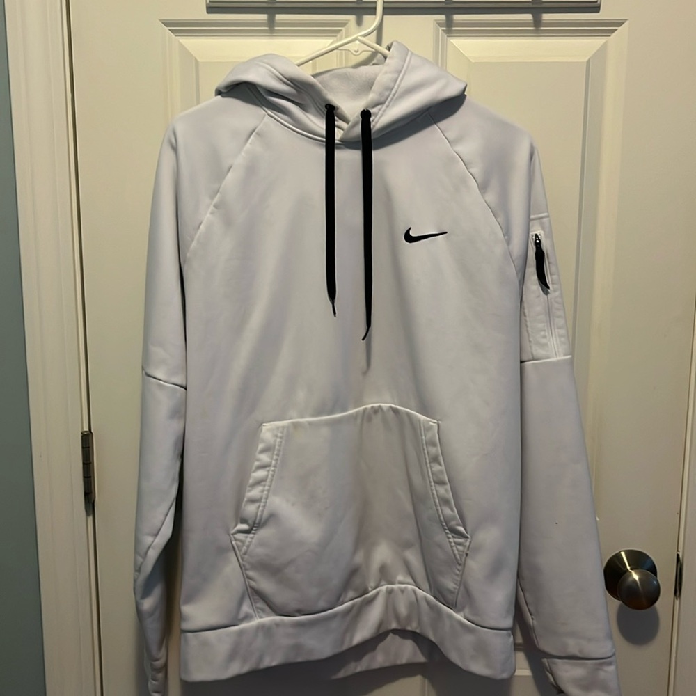 Nike Men’s therma-fit hoodie